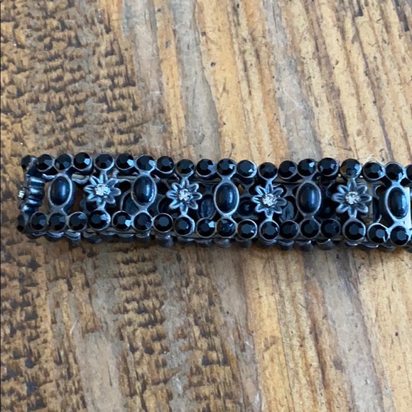 Stretchy bracelet - Picture 2 of 3